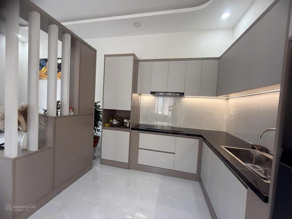 Bán nhanh nhà cấp 4 mới 101,2m2 nở hậu, phong thủy đẹp, có sân vườn rộng, đường ô tô, giá 3,17 tỷ