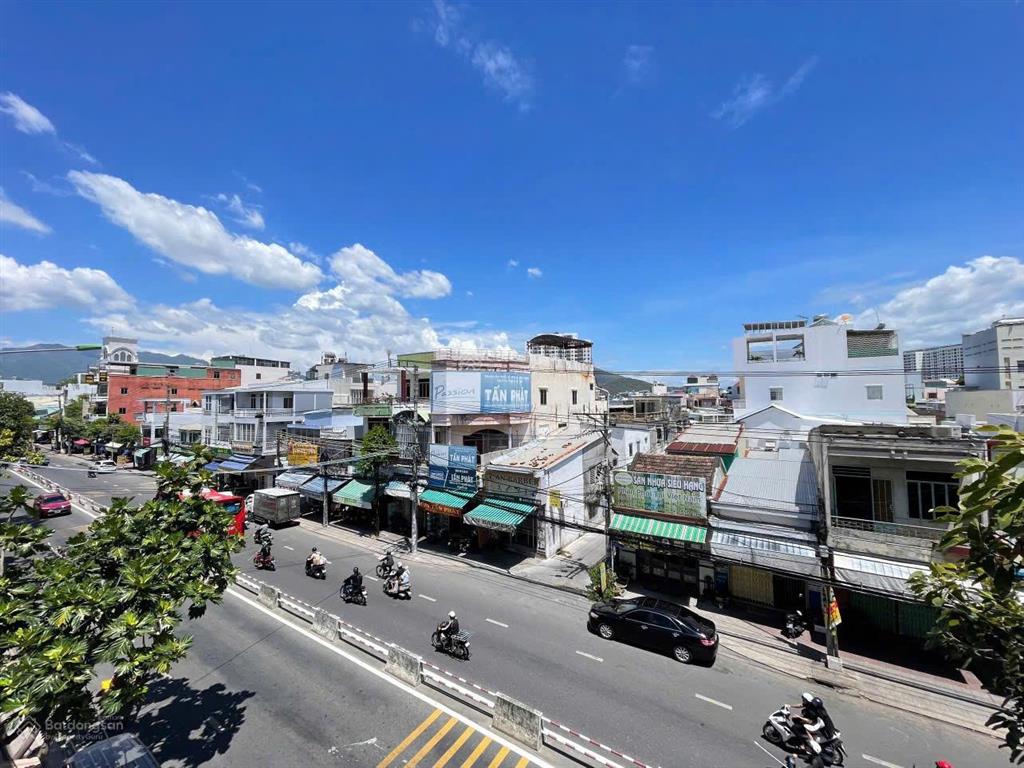 Bán nhanh căn nhà phố 3 tầng mặt tiền đường lê hồng phong, full nội thất, tiện ích đầy đủ, 8,65 tỷ