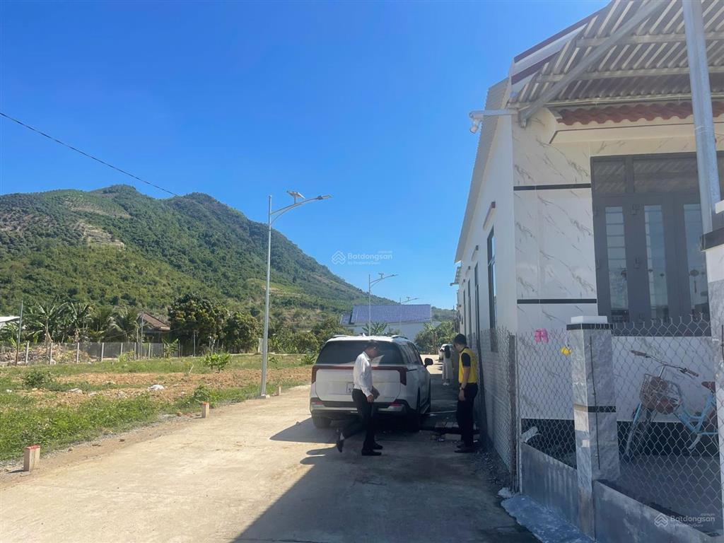 Đất ven nha trang giá rẻ. đất thổ cư, đầu tư an toàn, xây nhà vườn. chỉ hơn 1 tỷ  150m2
