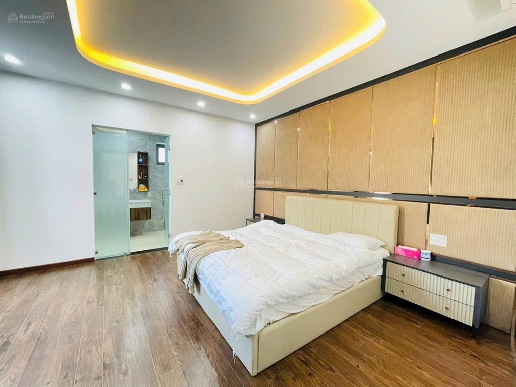 Cho thuê bt 5pn 5wc 300m2, giá 60 triệu ở nguyễn sơn, hải châu, đà nẵng