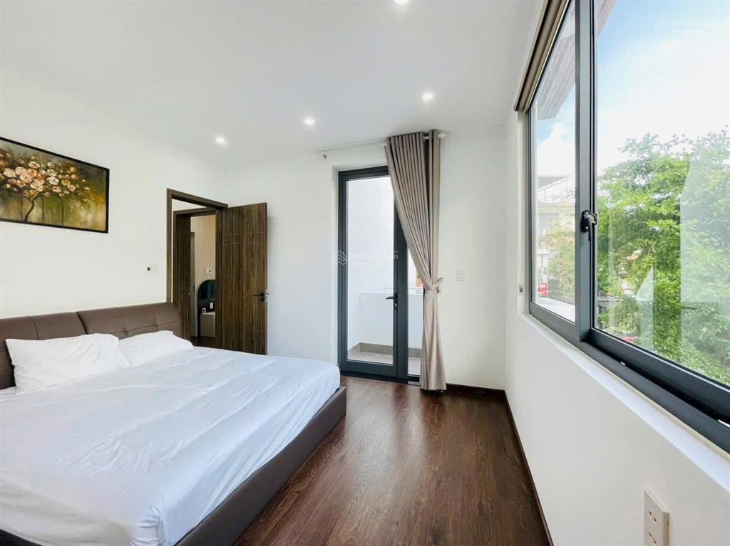 Cho thuê bt 5pn 5wc 300m2, giá 60 triệu ở nguyễn sơn, hải châu, đà nẵng