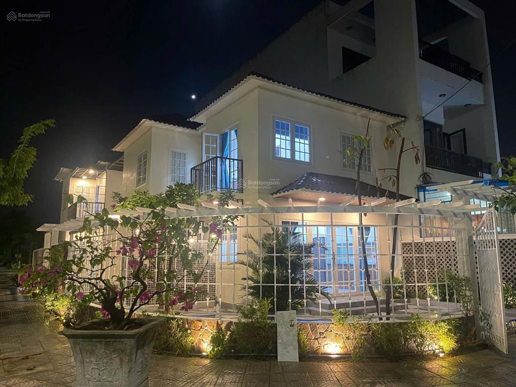 Cho thuê biệt thự 150m2, 5pn, 4wc ở phường hòa xuân, 55 triệu vnd