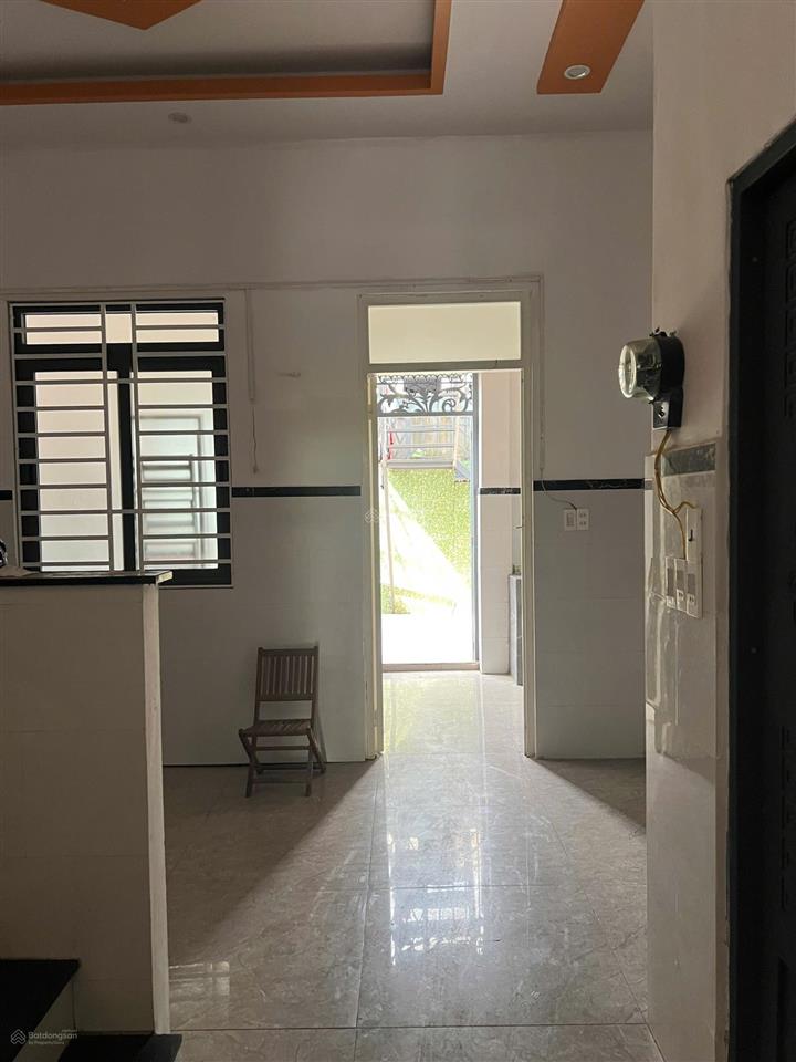 Chính chủ bán nhanh chdv 1t2l btct (215m) full thổ cư ngay chợ bình chánh giá chỉ 30tr/m
