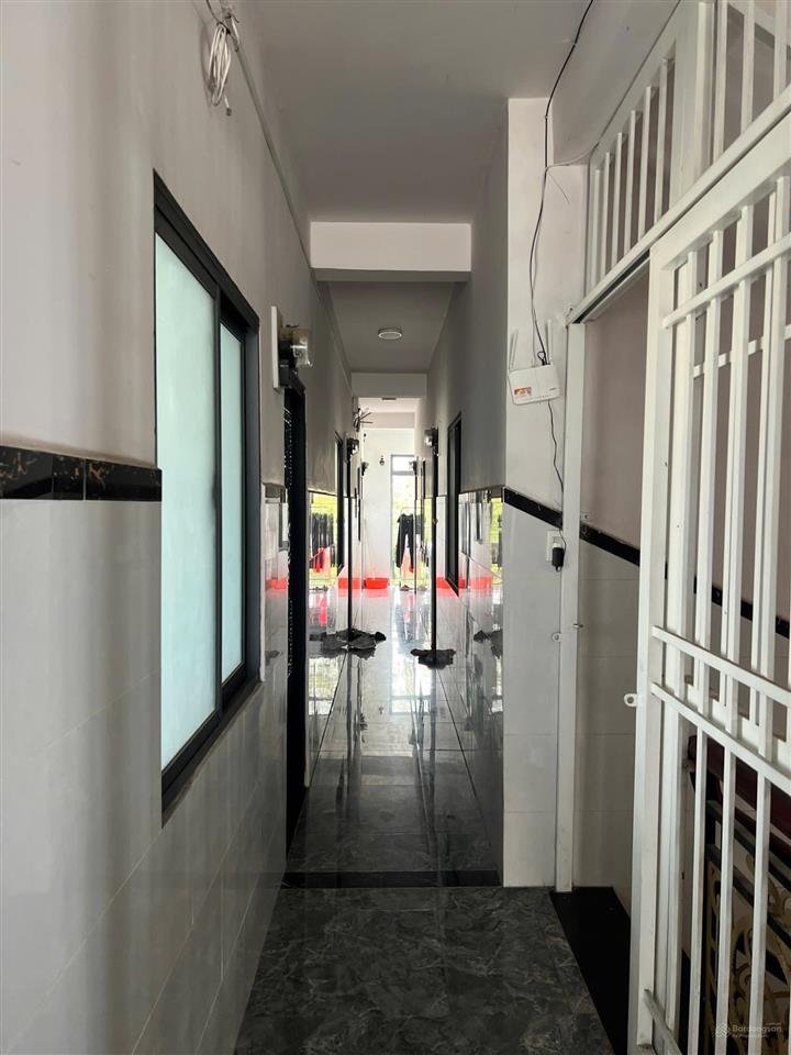 Chính chủ bán nhanh chdv 1t2l btct (215m) full thổ cư ngay chợ bình chánh giá chỉ 30tr/m