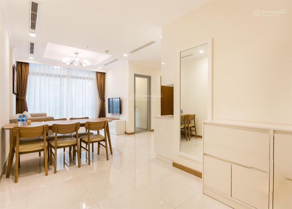 Bán căn hộ 2pn 82m2 landmark giá cực tốt chỉ 8.9 tỷ bao hết, view mát, tin thật không ảo