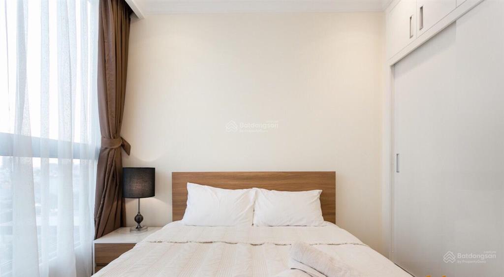 Bán căn hộ 2pn 82m2 landmark giá cực tốt chỉ 8.9 tỷ bao hết, view mát, tin thật không ảo