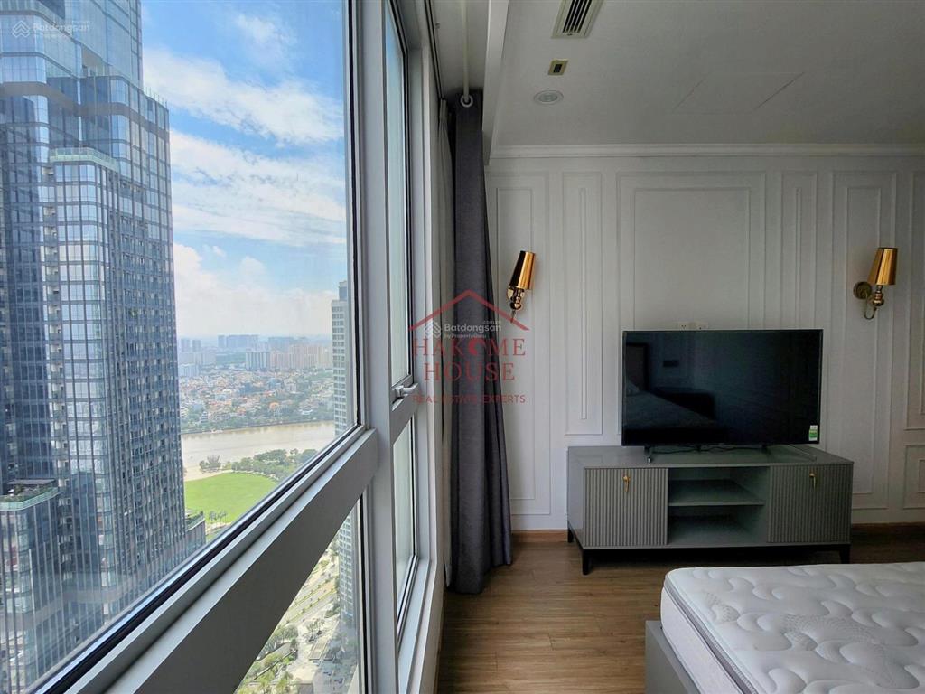 Cho thuê căn góc 3pn 108m2 tòa landmark 4, full nội thất decor, view đẹp, giá 42tr còn tl