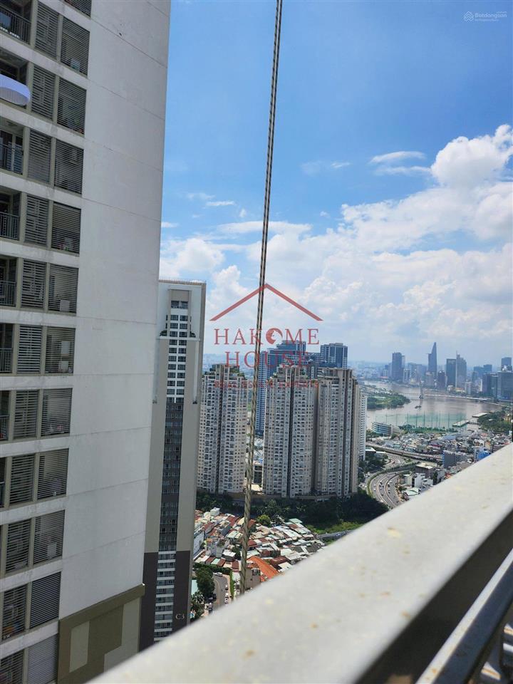 Cho thuê căn góc 3pn 108m2 tòa landmark 4, full nội thất decor, view đẹp, giá 42tr còn tl