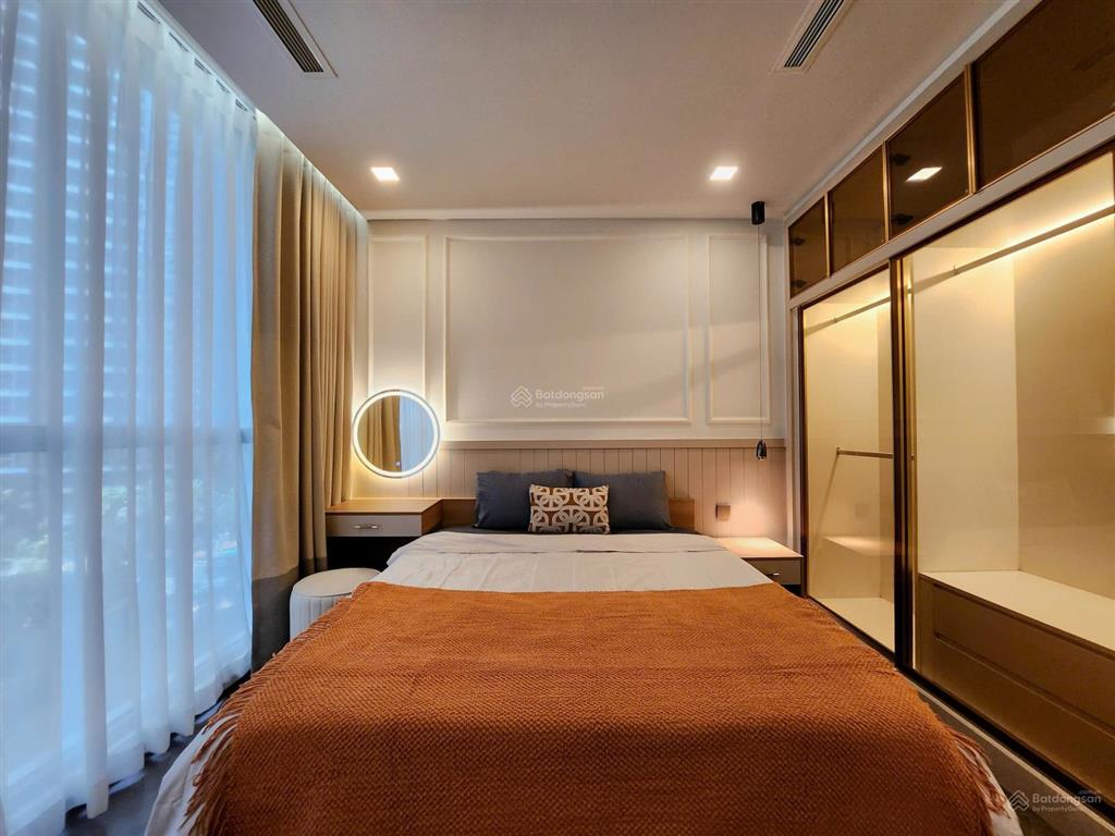 Bán căn 3pn 120m2 khu park, nhà mới đẹp, nội thất hoàn thiện az, sổ hồng công chứng nhanh