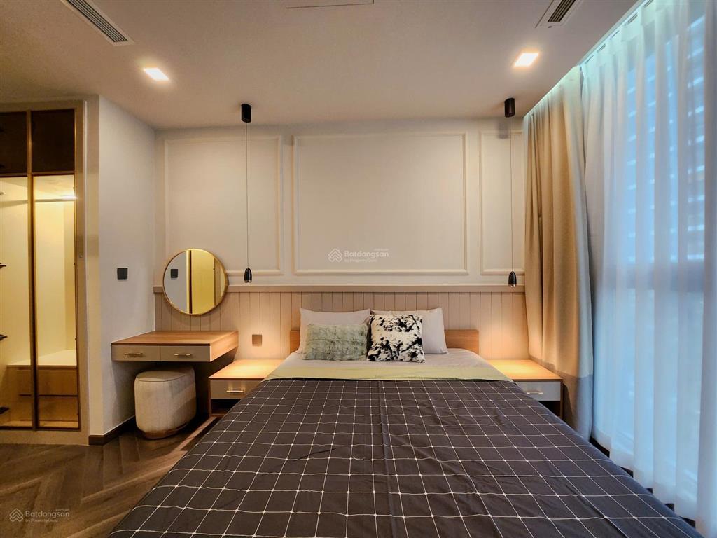 Bán căn 3pn 120m2 khu park, nhà mới đẹp, nội thất hoàn thiện az, sổ hồng công chứng nhanh