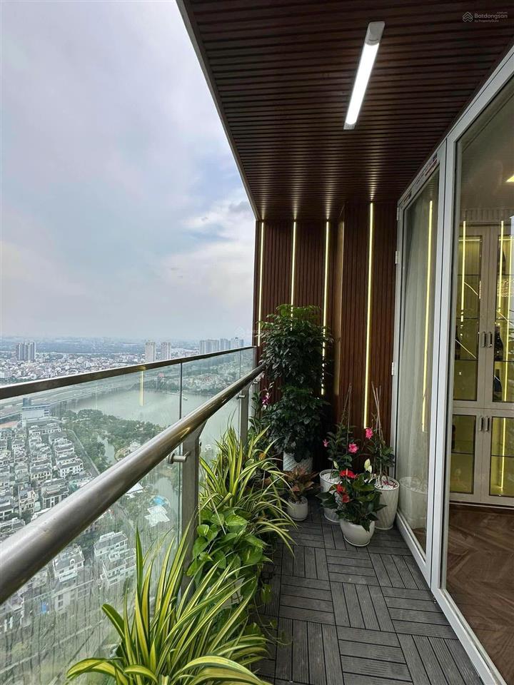 Bán gấp căn hộ 3pn park 5 view sông, công viên siêu đẹp, sẵn sổ hồng, giá chỉ 15.8t còn tl