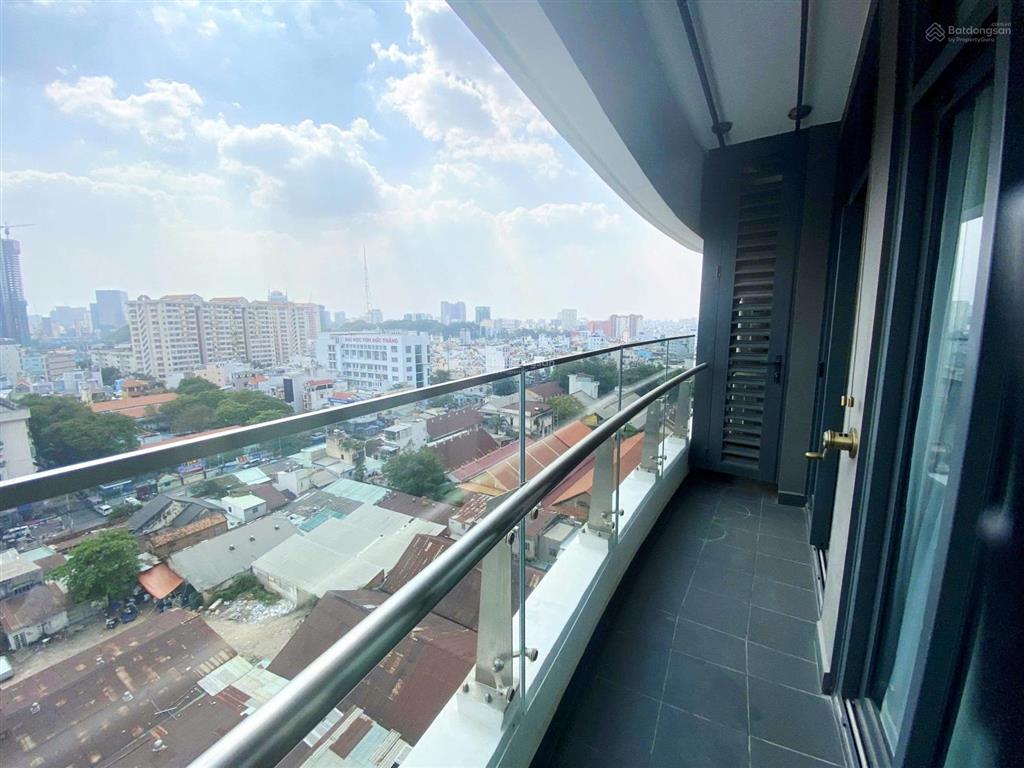 Cần bán căn hộ 1pn 70m2 tháp crescent, thiết kế đẹp, view thoáng, giá 9 tỷ bao hết còn tl