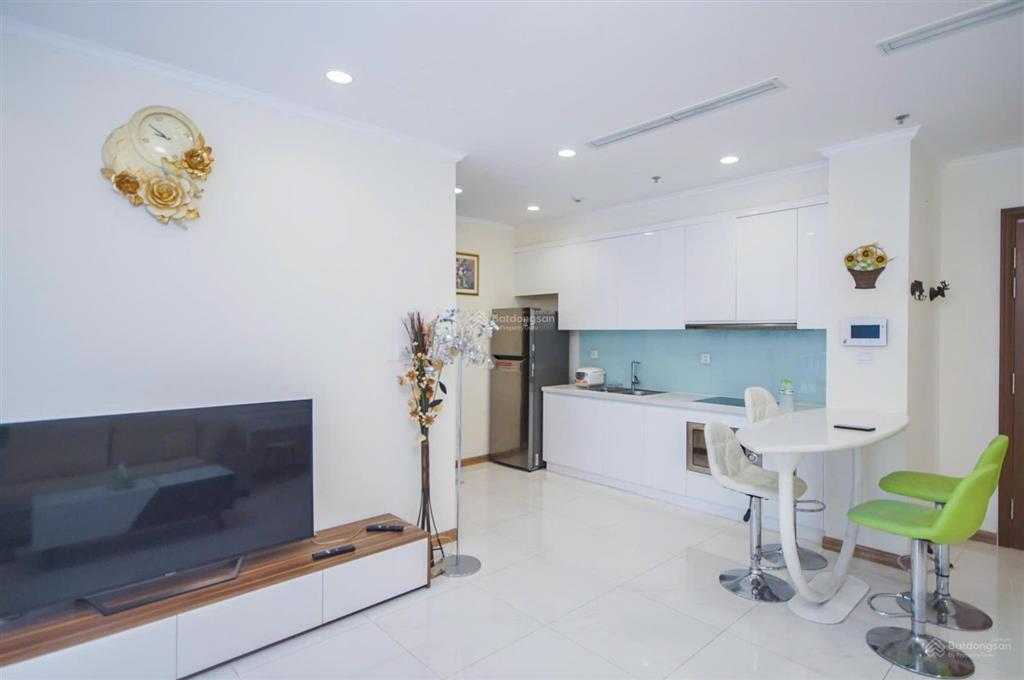 Cho thuê 1pn 53m2 decor đẹp gần lm81, phòng khách rộng, view sông mát, giá thật chỉ 20tr/tháng