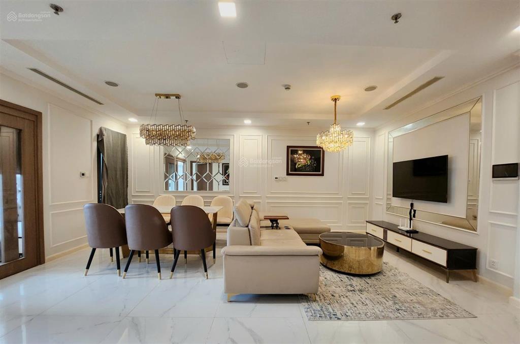 Duy nhất căn hộ 2pn landmark 81 view trực diện sông hiếm, decor sang trọng, giá 54tr còn tl