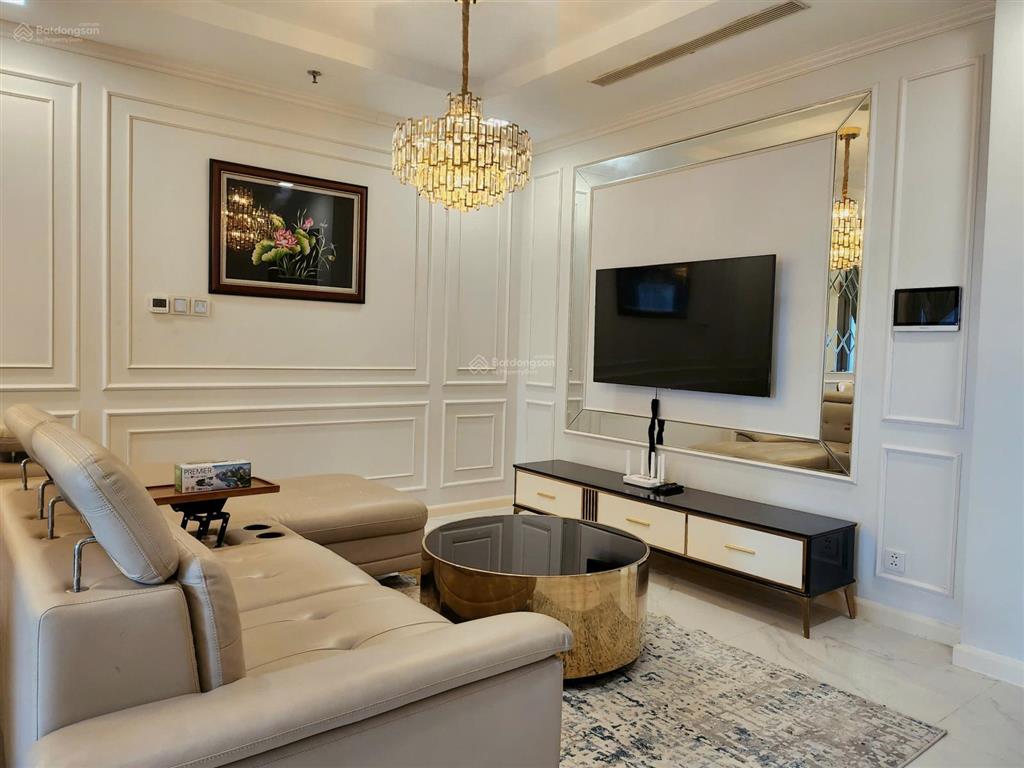 Duy nhất căn hộ 2pn landmark 81 view trực diện sông hiếm, decor sang trọng, giá 54tr còn tl