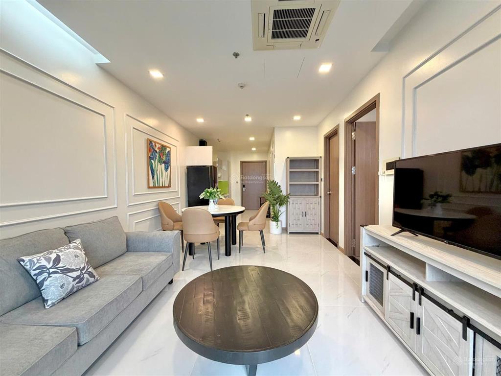 Cần bán căn hộ 2pn 82m2 tòa landmark gần lm81, giá mềm chỉ 8.6 tỷ bao hết