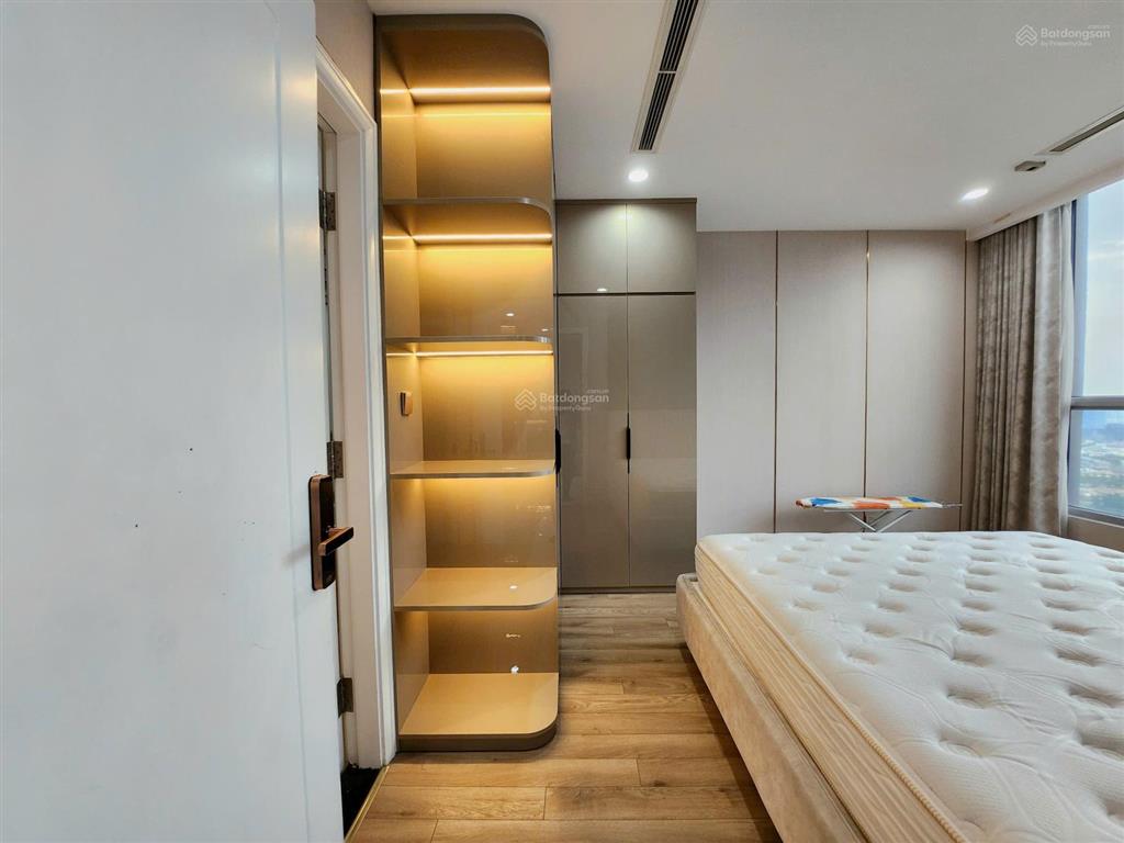 Cho thuê 2pn 84m2 view sông, full nội thất xịn đẹp tại vinhomes central park, giá 28tr bao phí tl