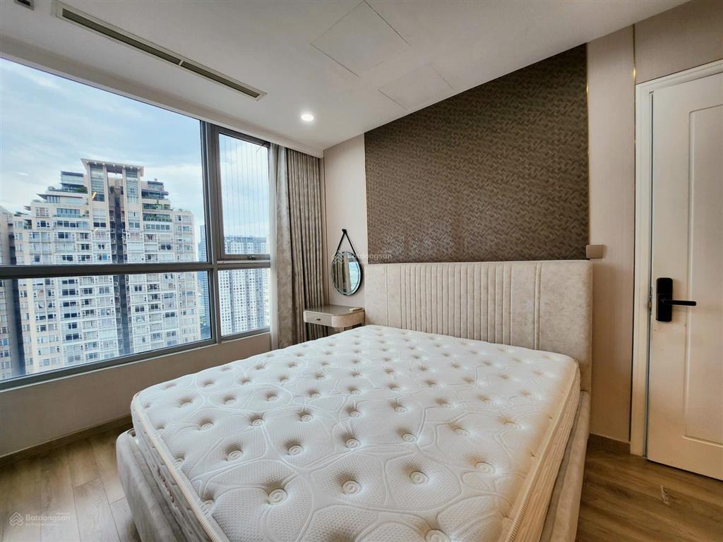 Cho thuê 2pn 84m2 view sông, full nội thất xịn đẹp tại vinhomes central park, giá 28tr bao phí tl