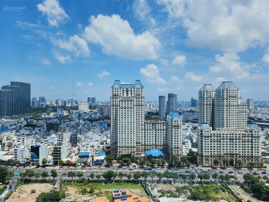 Cho thuê căn hộ 3pn 127m2 giá tốt chỉ 32tr/tháng, nhà mát view thoáng, phòng khách cực rộng