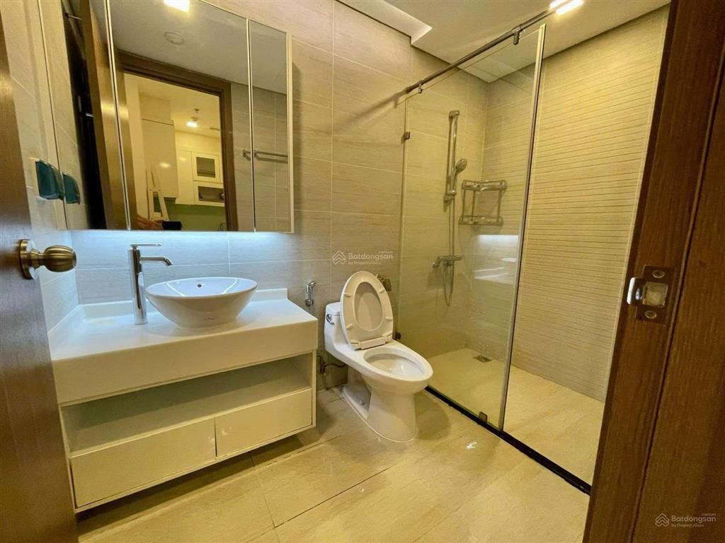 Cho thuê căn hộ 1pn 36m2 decor đẹp tại vinhomes central park, giá mềm chỉ 16tr/tháng, dọn vào ngay