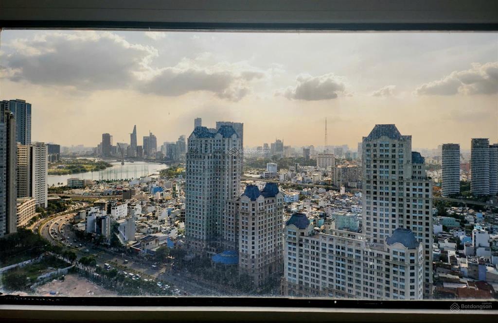 Cho thuê căn 3pn nội thất sang trọng tòa landmark, có bồn tắm nằm, view bitexco siêu đẹp