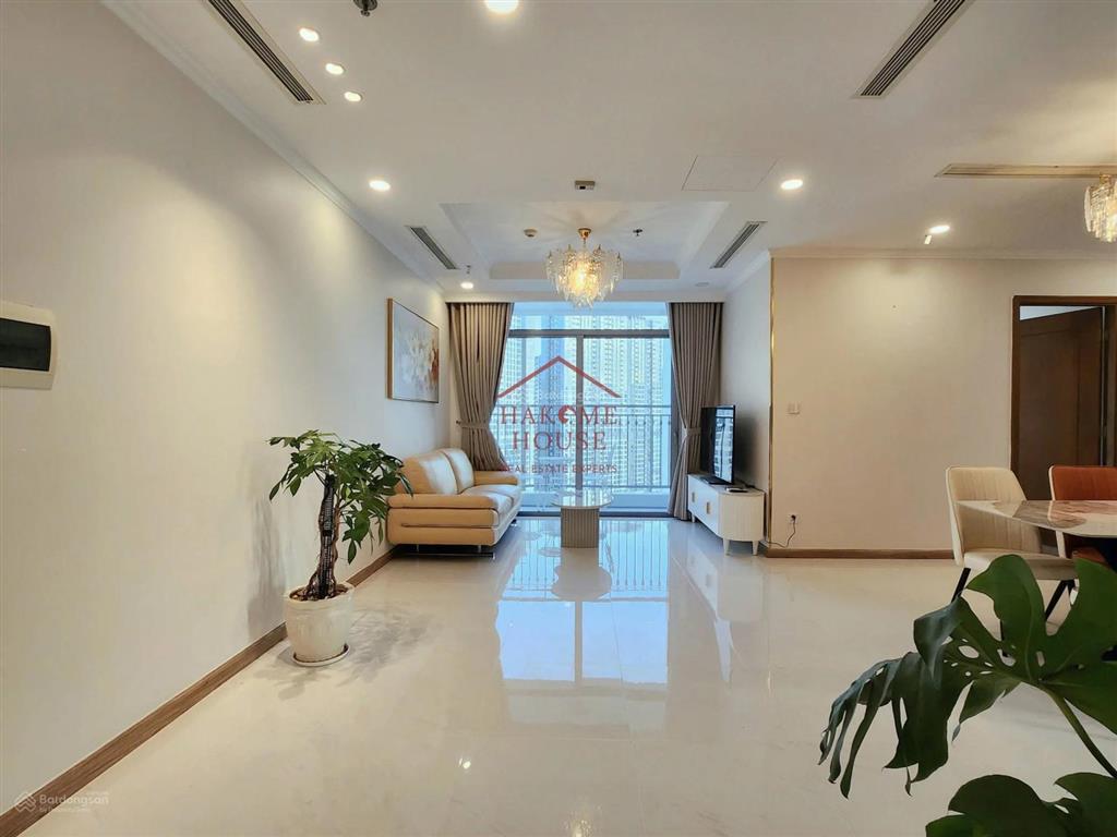 Cho thuê căn 3pn nội thất sang trọng tòa landmark, có bồn tắm nằm, view bitexco siêu đẹp