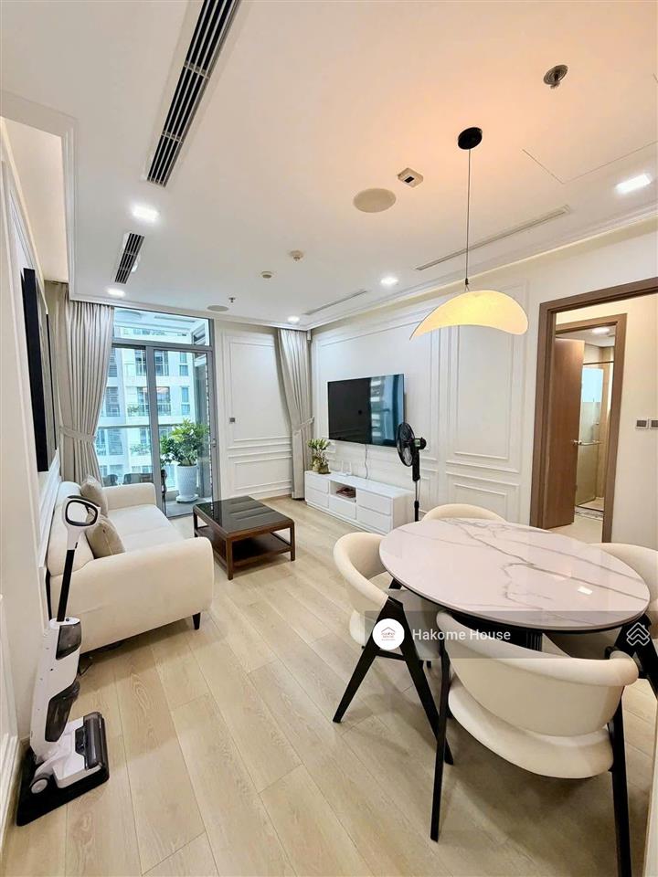 Bán căn hộ 2pn 2wc khu park, nhà mới đẹp 100%, sẵn sổ hồng, giá chỉ 9.3 tỷ còn tl