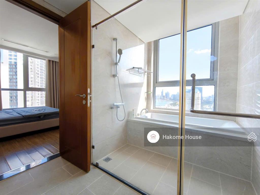 [nổi bật] cho thuê 3pn landmark plus full nội thất mới 100%, view đẹp, giá 42tr còn thương lượng
