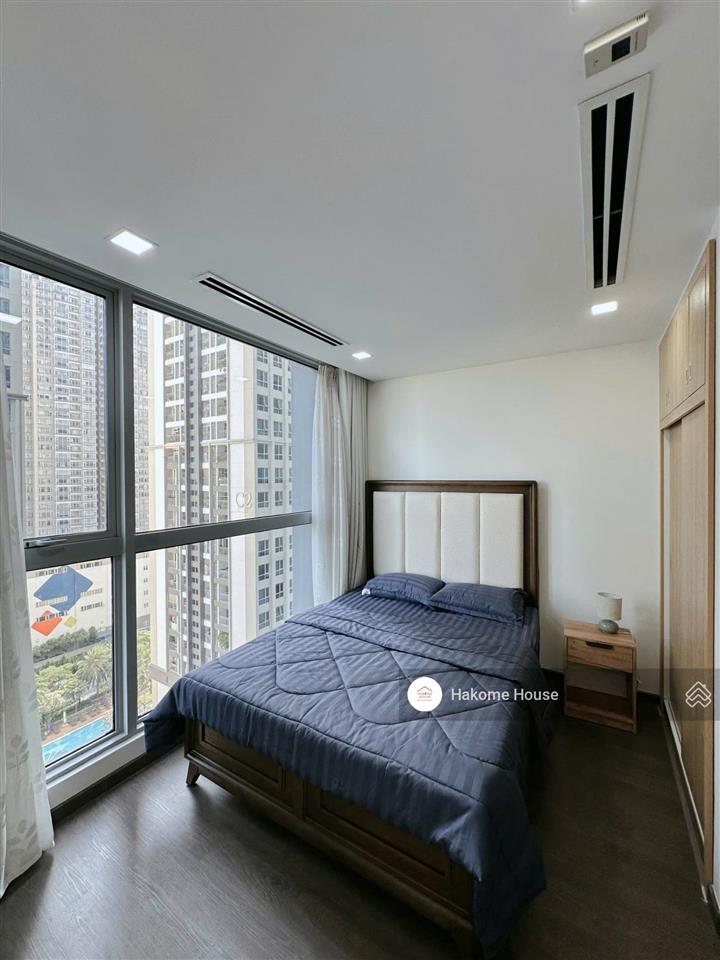 Bán căn hộ 3pn 109m2 landmark hướng mát, view trực diện lm81, tầng đẹp sổ hồng lâu dài