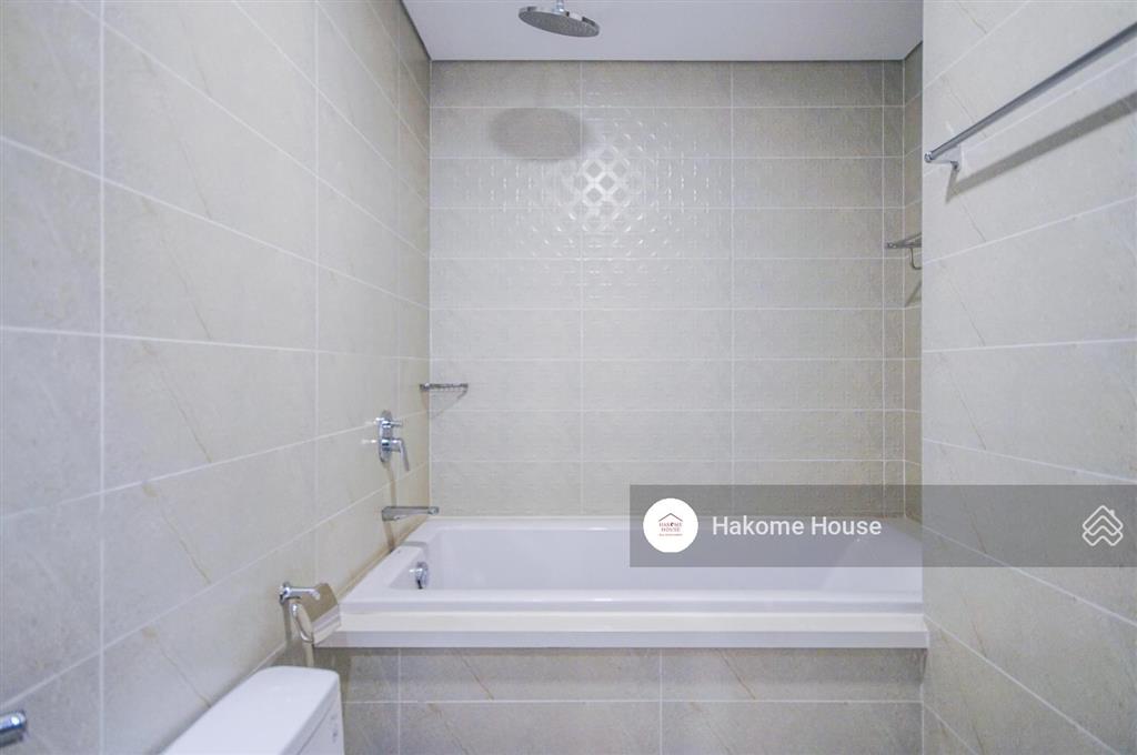 Bán căn hộ 1pn diện tích lớn 57m2 tòa landmark, có sổ hồng, giá tốt chỉ 6,9 tỷ bao hết tl
