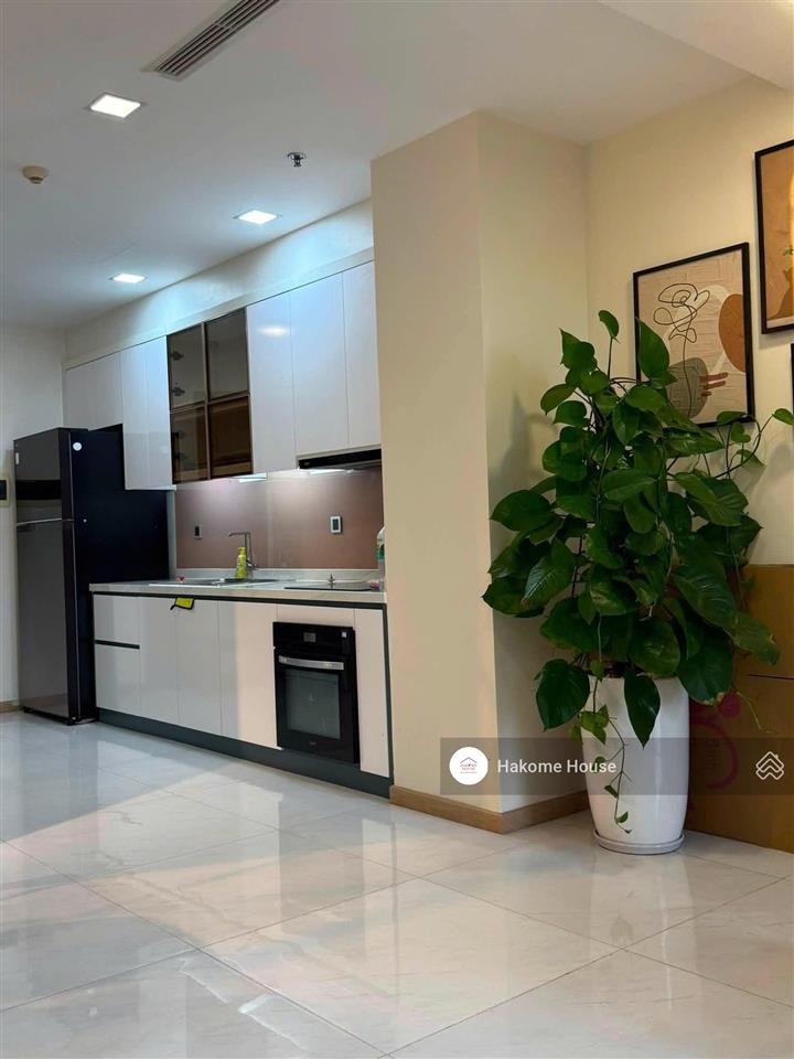 Cần bán căn hộ 2pn 75m2 full nội thất decor mới đẹp tòa park, sẵn sổ hồng sang tên nhanh