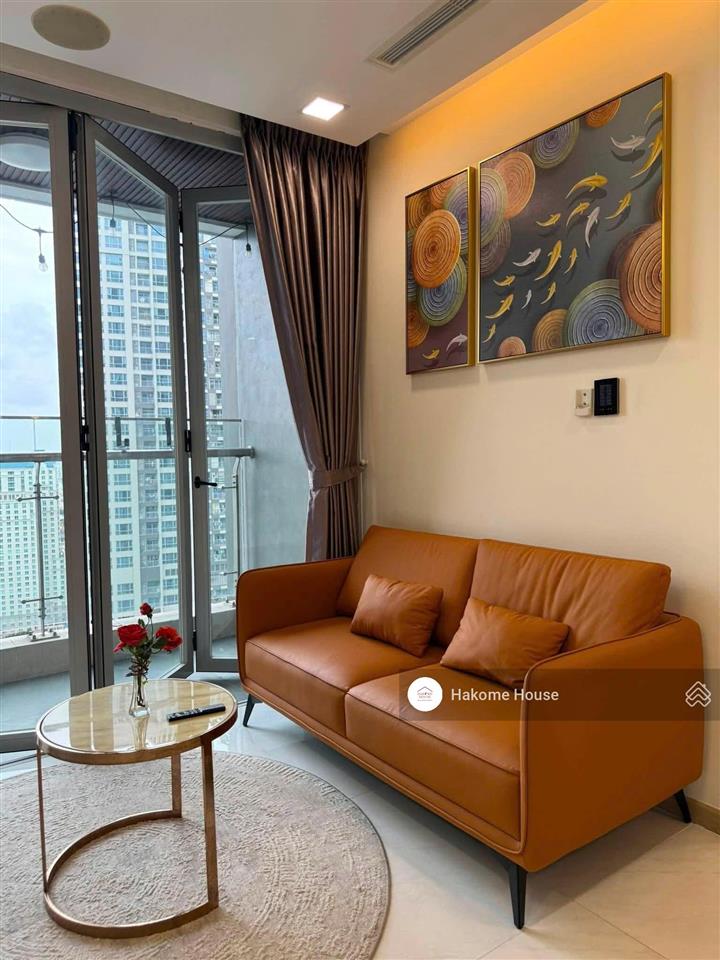 Cần bán căn hộ 2pn 75m2 full nội thất decor mới đẹp tòa park, sẵn sổ hồng sang tên nhanh