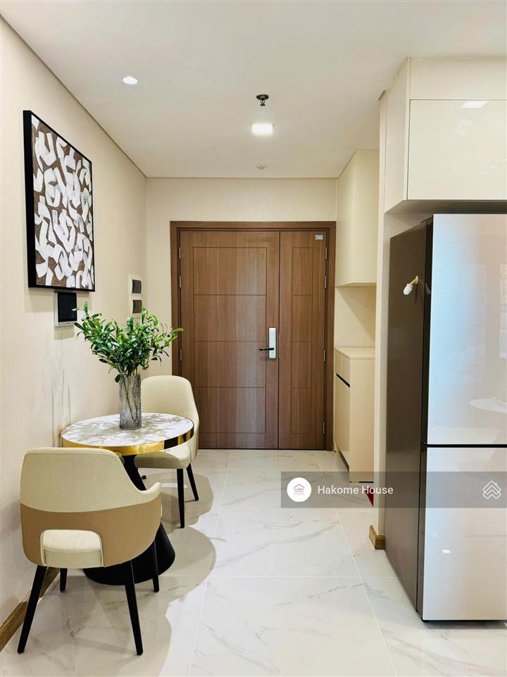 Bán căn hộ 4pn 172m2 góc vòng cung, tầng cao view trực diện sông giá tốt 35.5 tỷ còn tl