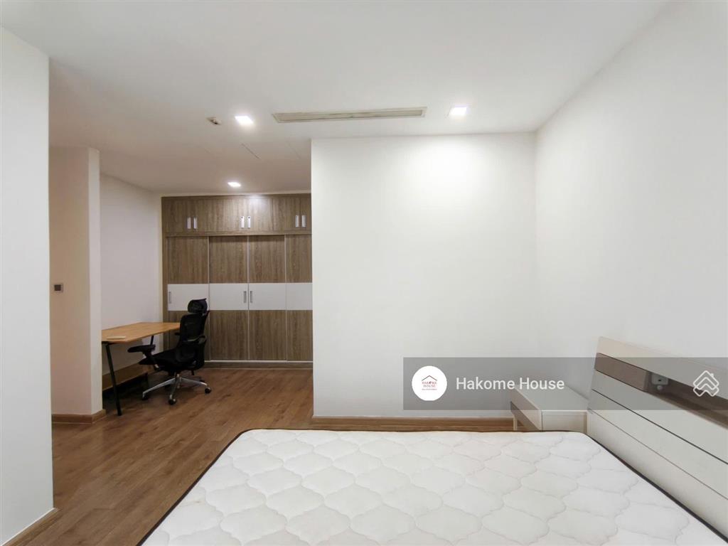 Cho thuê 4pn 3wc 188m2 siêu rộng rãi, view trực diện sông, giá tốt chỉ 65tr/tháng dọn vào ngay