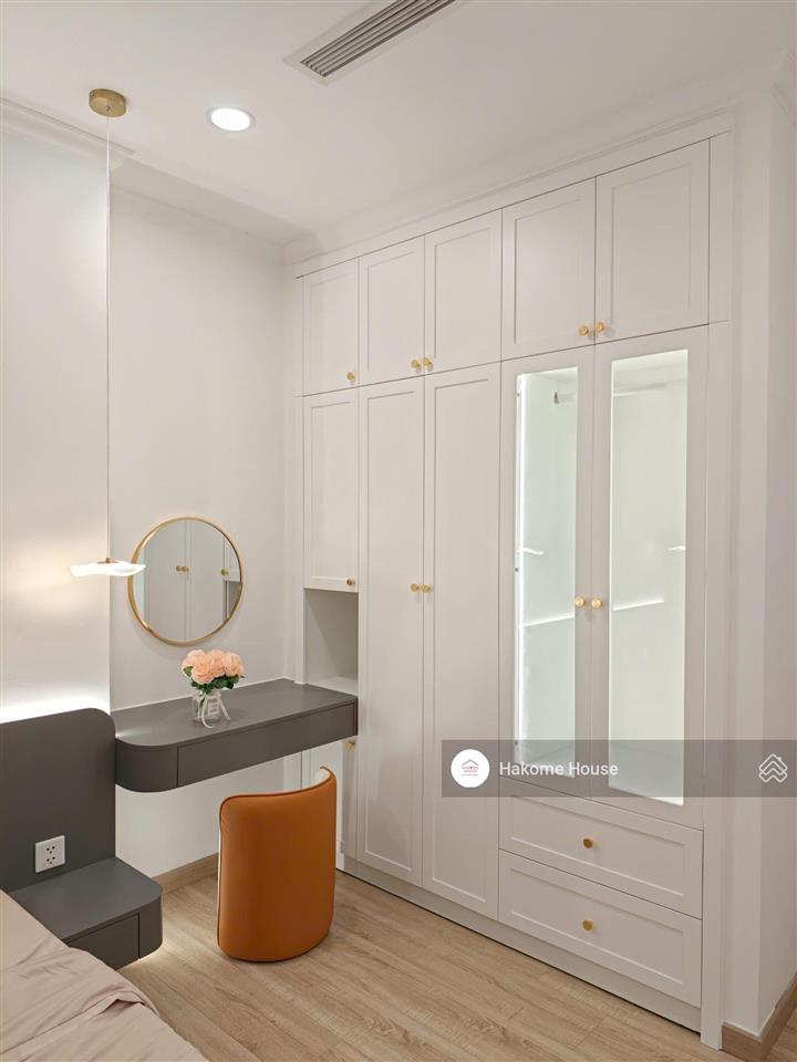Bán nhanh căn hộ 2pn 82m2 landmark 6 tầng đẹp, nhà mới tinh, sổ hồng vĩnh viễn giá tốt còn tl