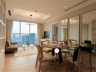 Cho thuê căn hộ 2pn 84m2 tháp c ngay khu landmark 81, decor đẹp tinh tế, dọn vào ở ngay