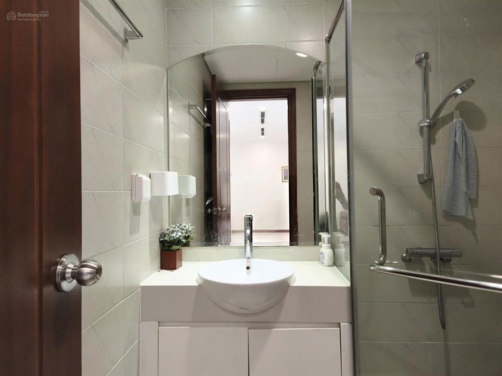 Cho thuê căn hộ 1pn 53m2 view sông thoáng mát tòa central 1, full nội thất, dọn vào ở ngay