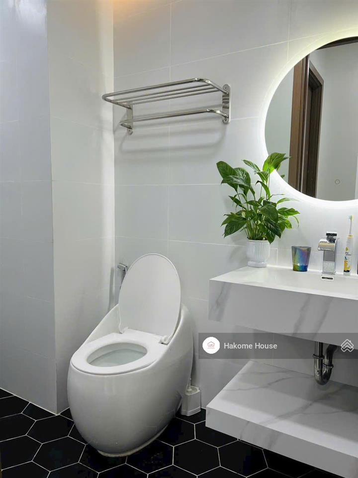Cần bán căn hộ 2pn sổ hồng lâu dài khu park, nhà mới đẹp, giá tốt chỉ 8.5 tỷ bao hết còn tl