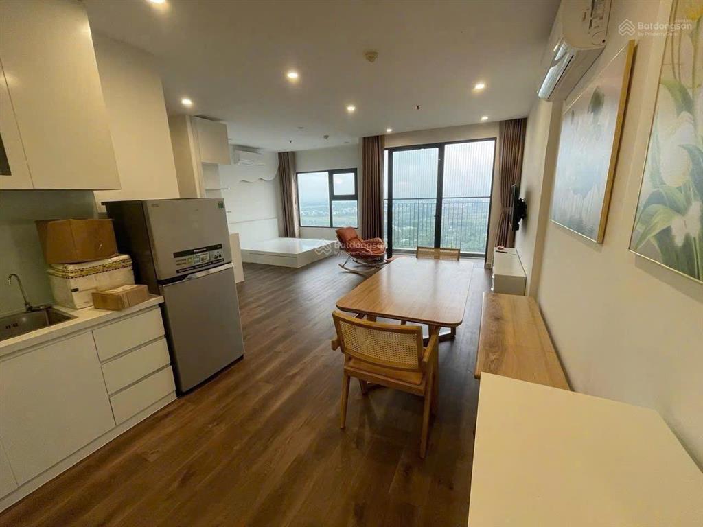 Cho thuê nhanh  2 phòng ngủ  vinhomes grand park  full nội thất  giá 7 triệu
