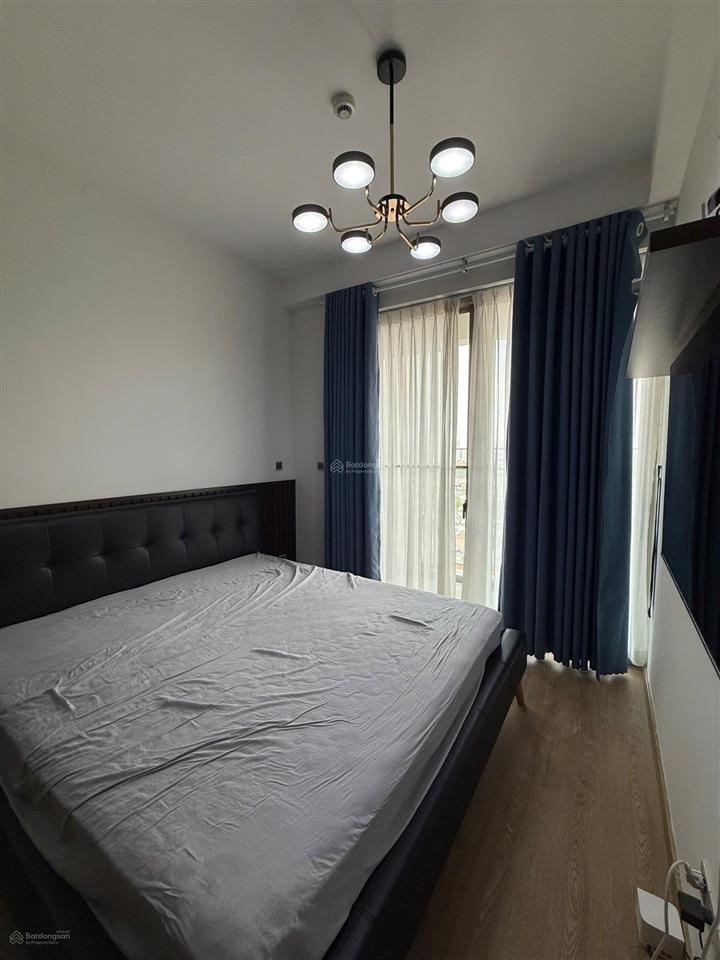 Cho thuê căn hộ 2 phòng ngủ  cc midtown phú mỹ hưng  giá 30 triệu (thương lượng mạnh)