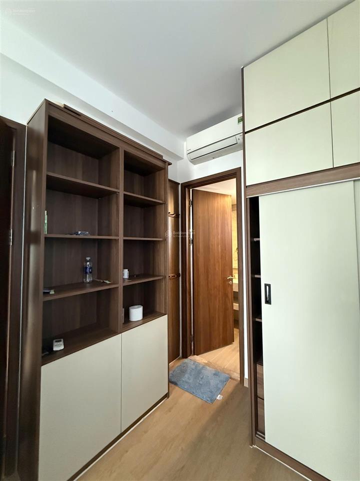 Cho thuê căn hộ 2 phòng ngủ  cc midtown phú mỹ hưng  giá 30 triệu (thương lượng mạnh)