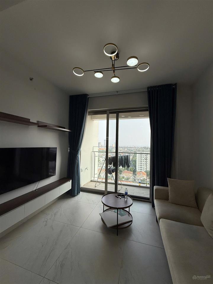 Cho thuê căn hộ 2 phòng ngủ  cc midtown phú mỹ hưng  giá 30 triệu (thương lượng mạnh)