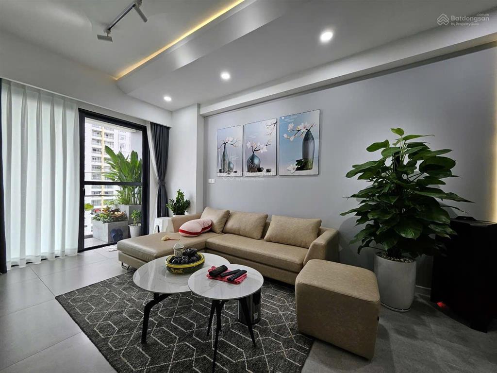 Cho thuê chung cư the antonia  2 phòng ngủ  full nội thất cao cấp  giá 30 triệu (thương lượng)