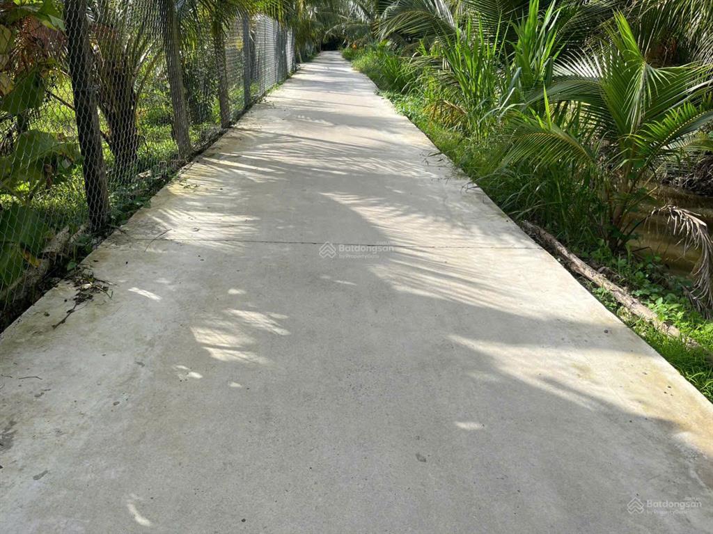 Bán rẻ 1 lô đất thổ cư đường bê tông ô tô 3m ba pho, khu phố phước hòa, phường trung an, đồng tháp