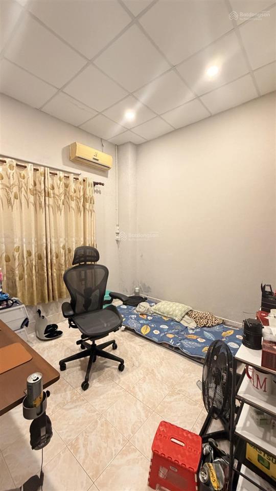 Hẻm 4 m đường phan xích long khu ẩm thực