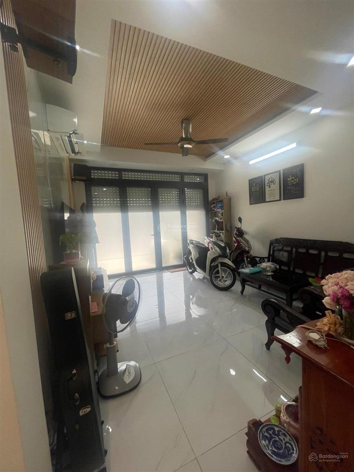 Bán mt đường dương quảng hàm gò vấp