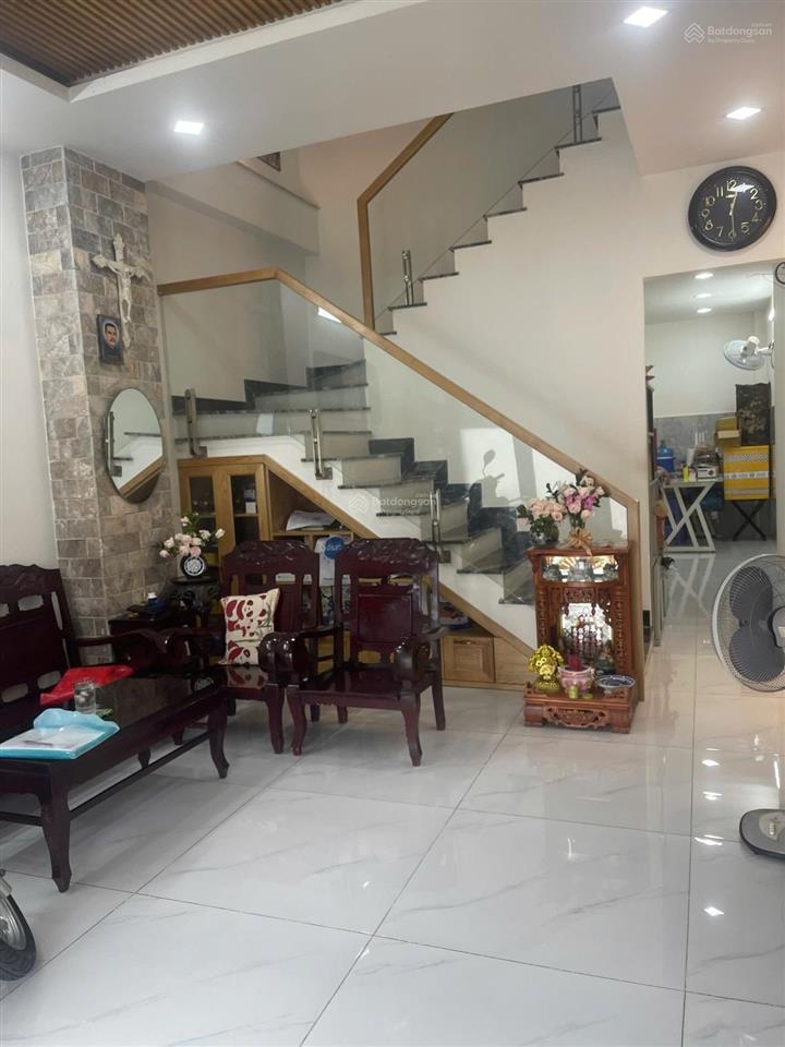 Bán mt đường dương quảng hàm gò vập