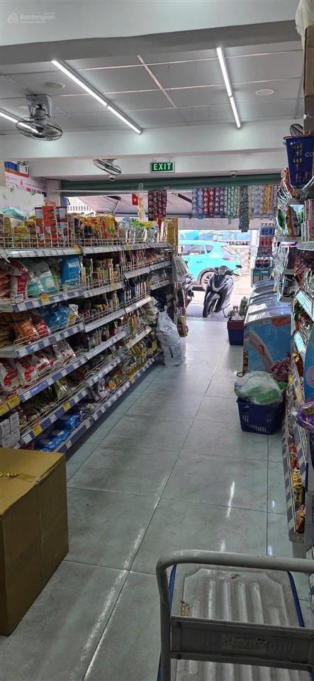 Nhà mặt tiền nguyễn đình chiểu, quận phú nhuận kinh doanh sầm uất dòng tiền 33 triệu/tháng