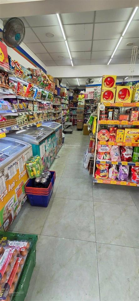 Nhà mặt tiền nguyễn đình chiểu, quận phú nhuận kinh doanh sầm uất dòng tiền 33 triệu/tháng