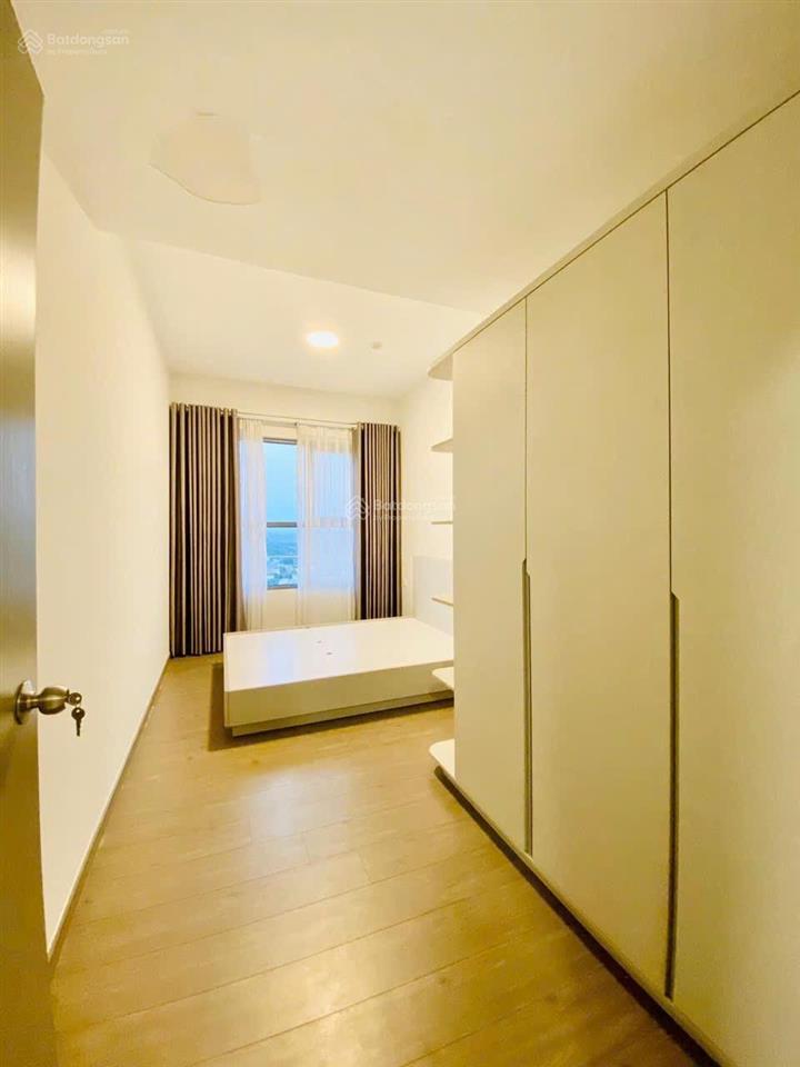 Cho thuê westgate căn 85m2 (3pn)  giá 8.8 triệu  view hồ bơi, mát mẻ